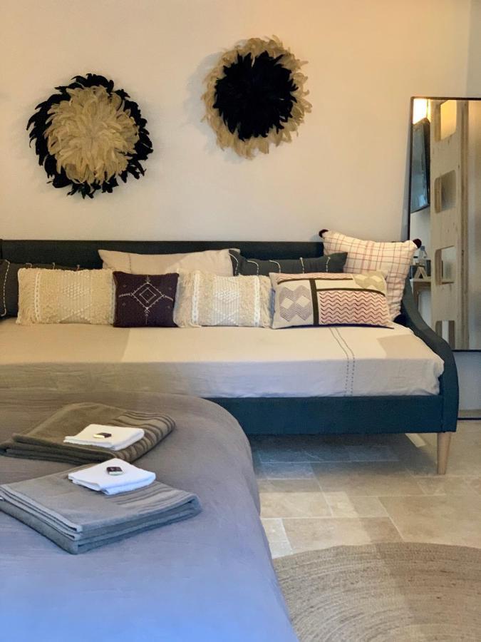 Le 104 Feuvrier Apartment *