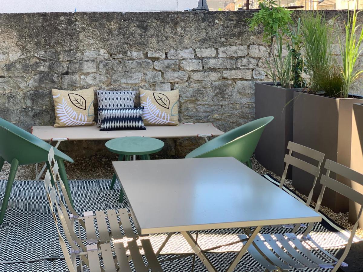 Le 104 Feuvrier Apartment *