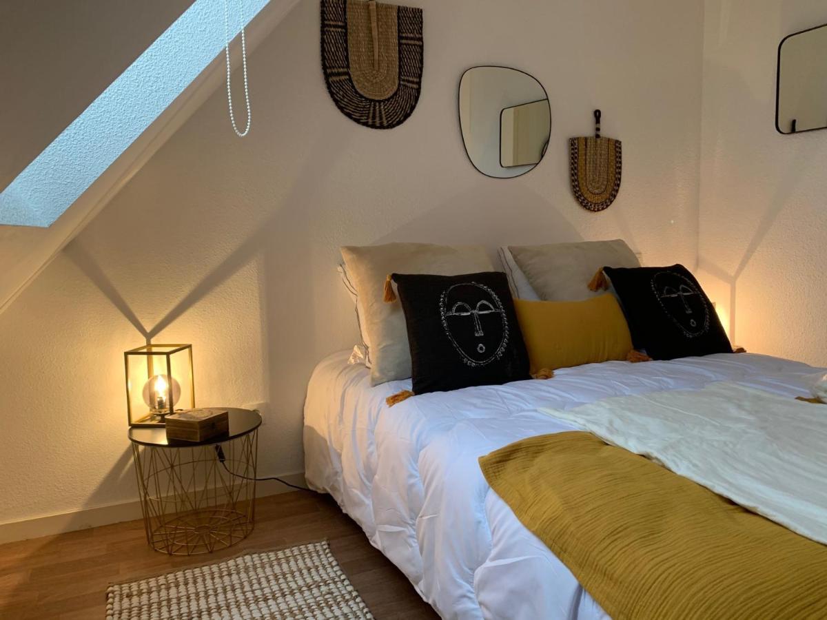 Le 104 Feuvrier Apartment